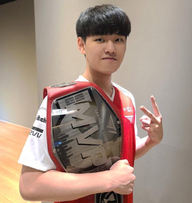 队为此付出 队为此付出