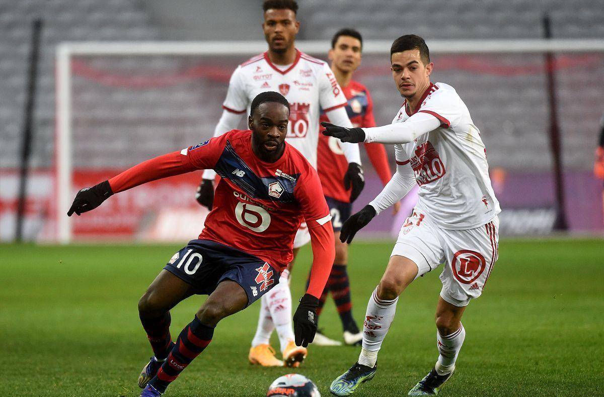 他曾在切尔 他曾在切尔